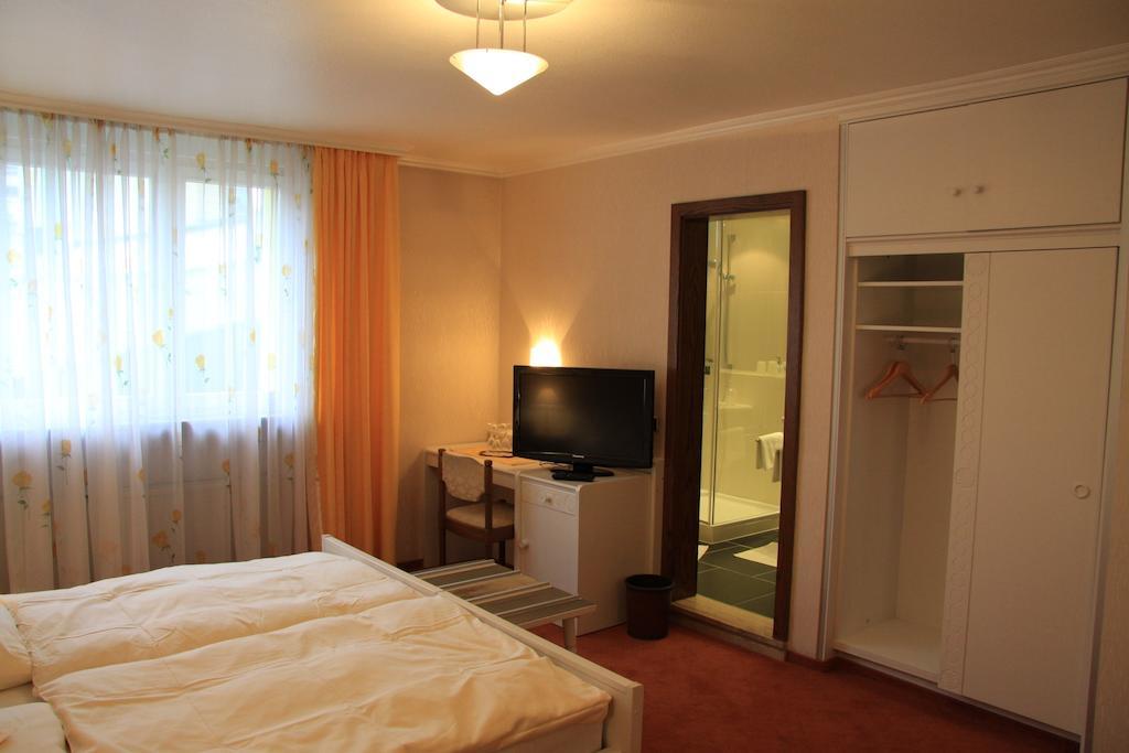 Hotel Die Post Offenbach del Meno Habitación foto